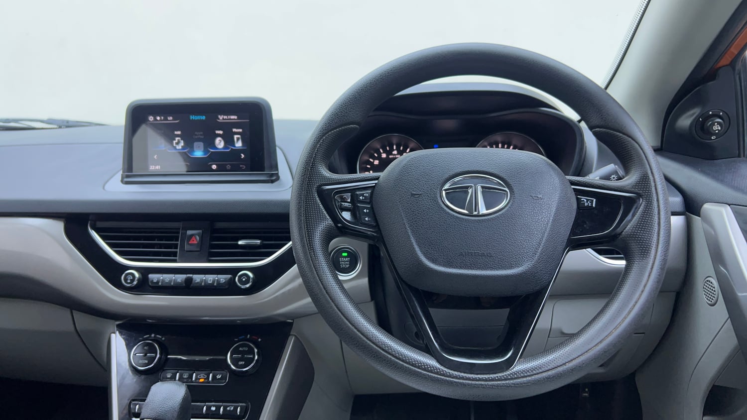 Used 2019 Tata Nexon XZA Plus Diesel Dual Tone Diesel Automatic interior STEERING VIEW