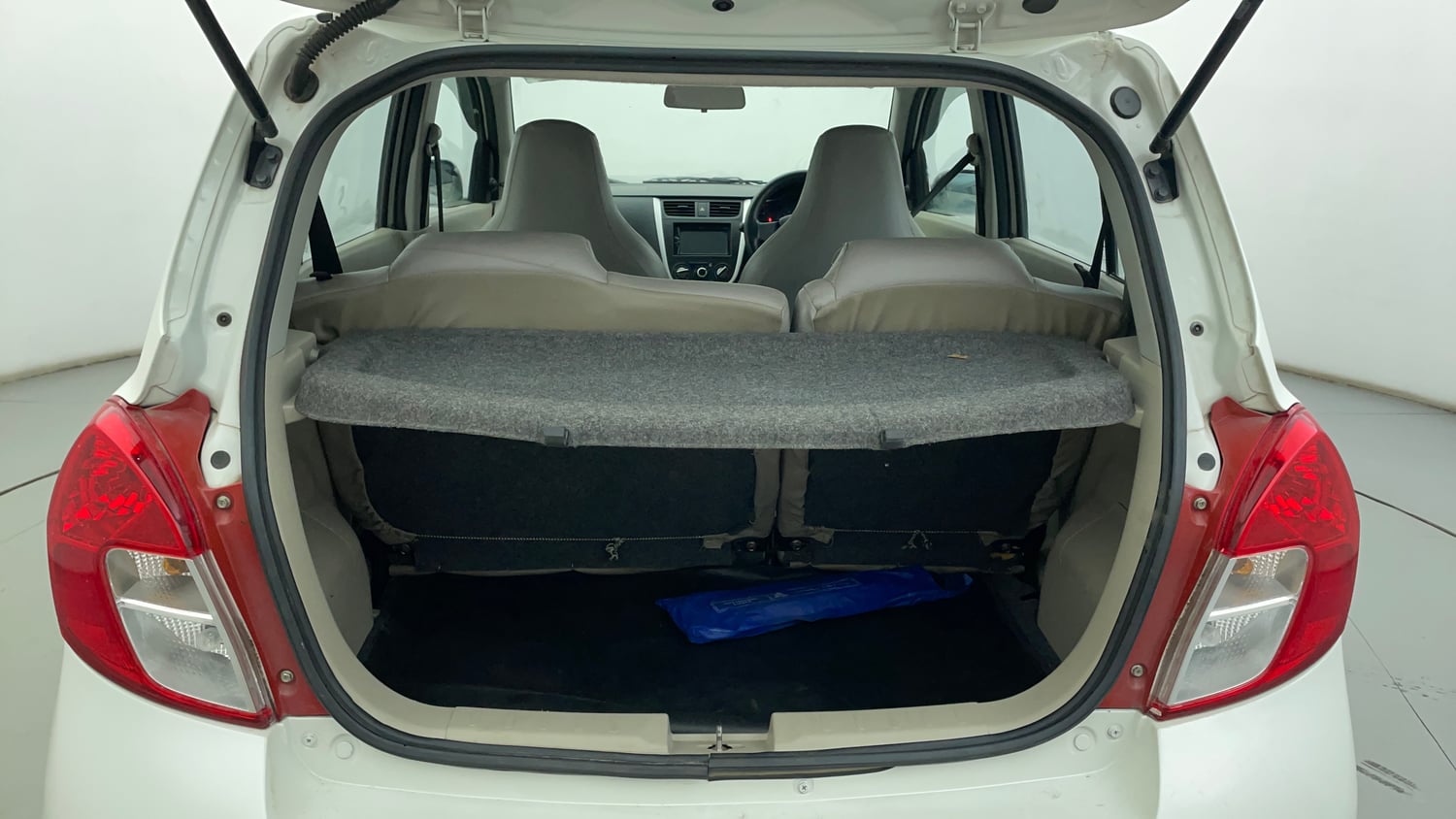 Used 2021 Maruti Suzuki Celerio VXi Petrol Manual interior DICKY INSIDE VIEW