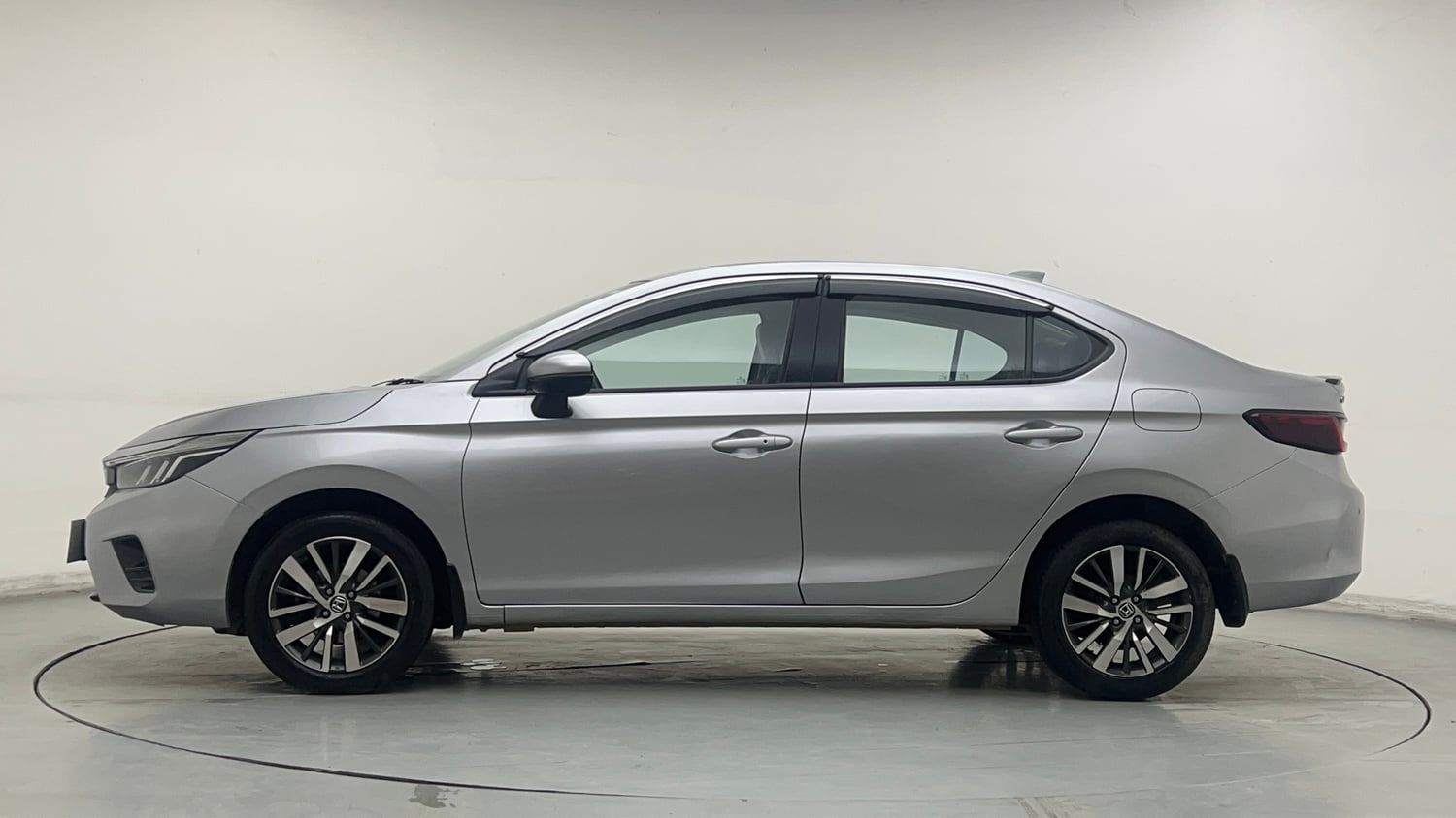 Used 2022 Honda City VX CVT Petrol Petrol Automatic exterior LEFT SIDE VIEW