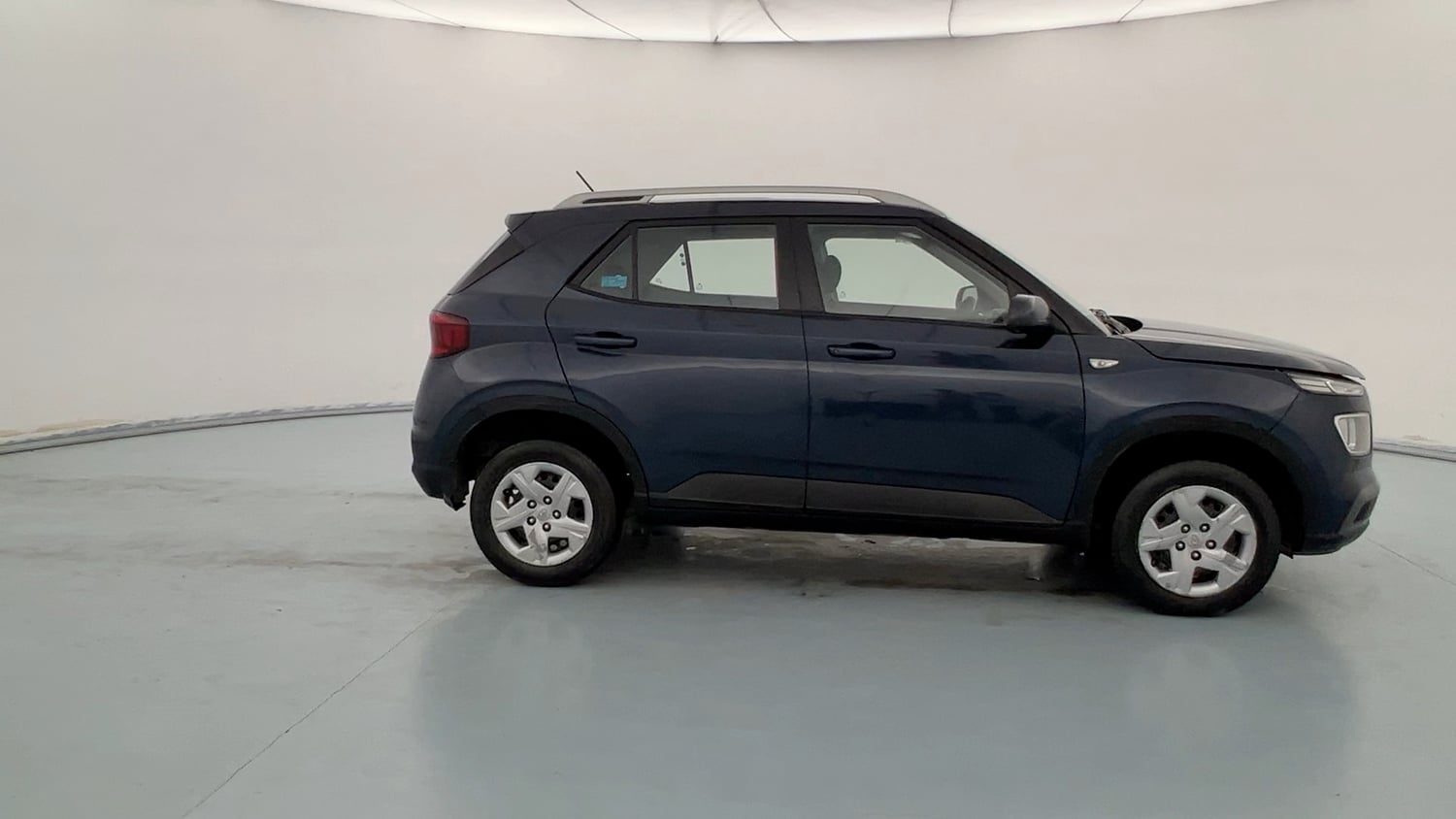 Used 2020 Hyundai Venue S 1.4 CRDi Diesel Manual exterior RIGHT SIDE VIEW