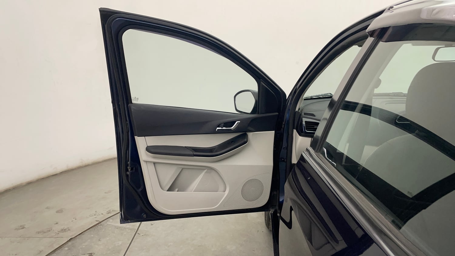 Used 2023 Tata Tiago XZ Plus Petrol Manual interior LEFT FRONT DOOR OPEN VIEW