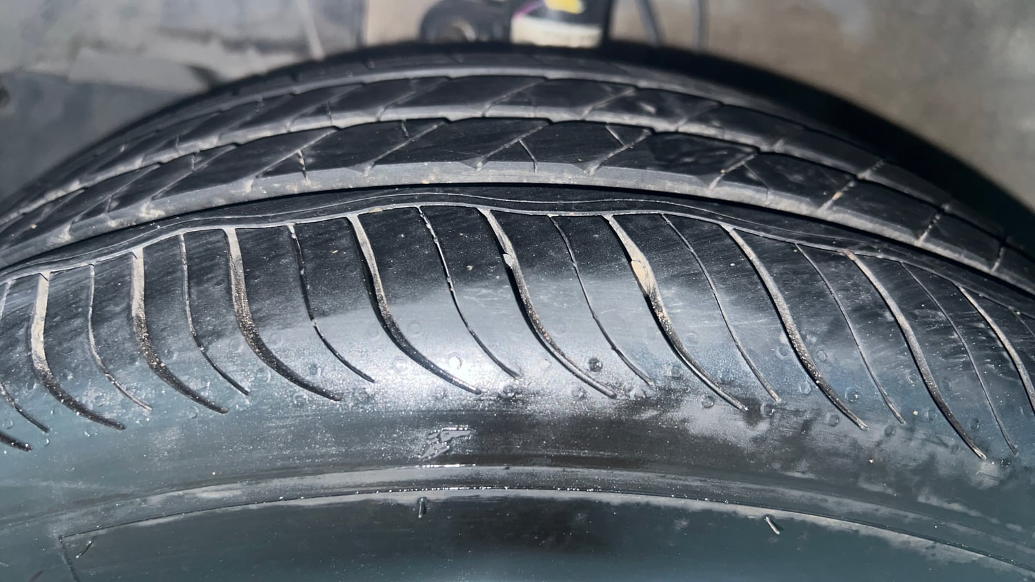 Used 2022 Honda City VX CVT Petrol Petrol Automatic tyres LEFT FRONT TYRE TREAD VIEW