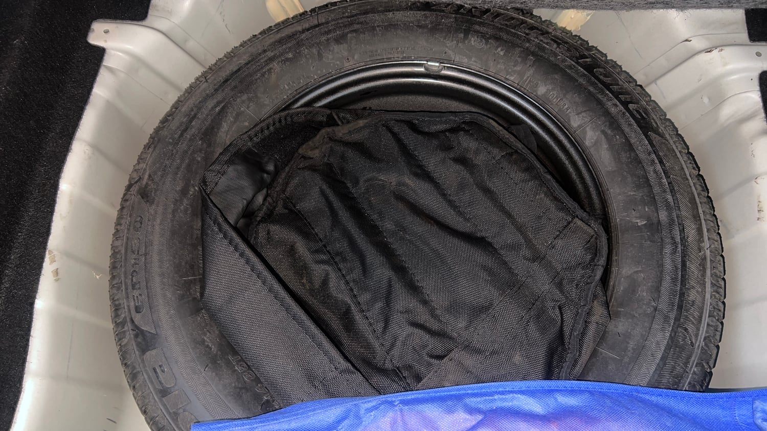 Used 2024 Tata Altroz XT Petrol Petrol Manual tyres SPARE TYRE VIEW