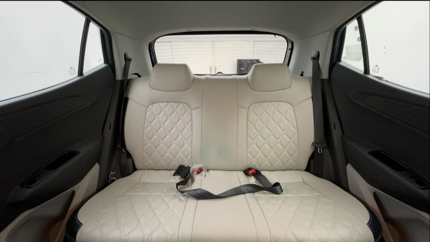 Used 2021 Hyundai Grand i10 Nios Sportz AMT 1.2 Kappa VTVT Petrol Automatic interior REAR SEAT CONDITION VIEW