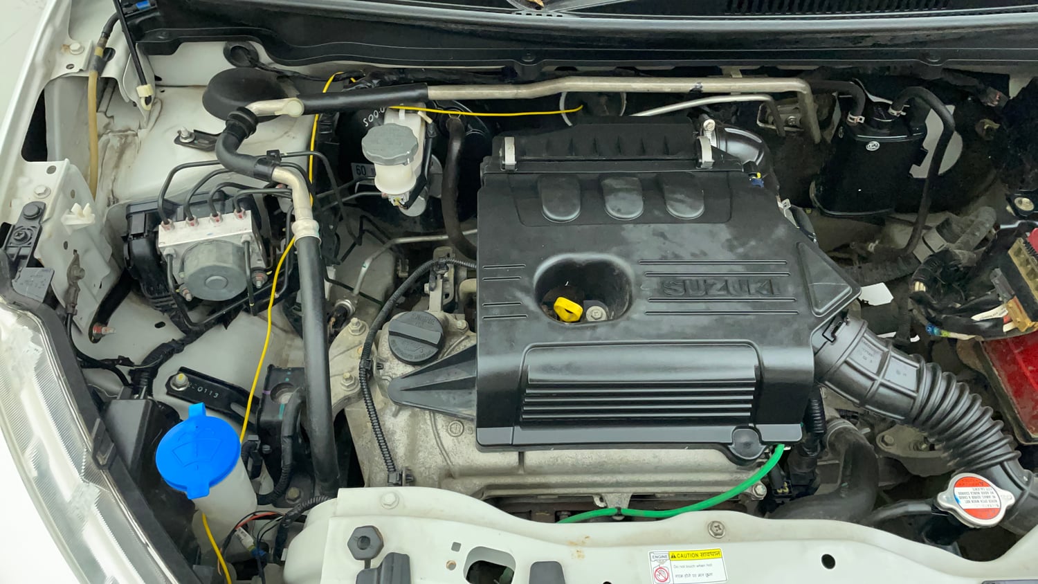 Used 2021 Maruti Suzuki Celerio VXi Petrol Manual engine ENGINE RIGHT SIDE VIEW
