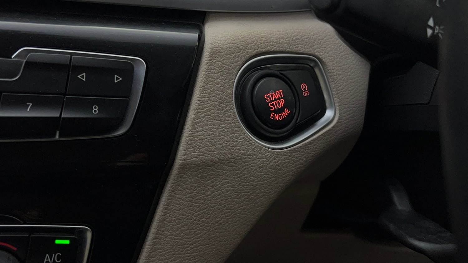 Used 2019 BMW X1 sDrive20i xLine Petrol Automatic top_features Keyless start