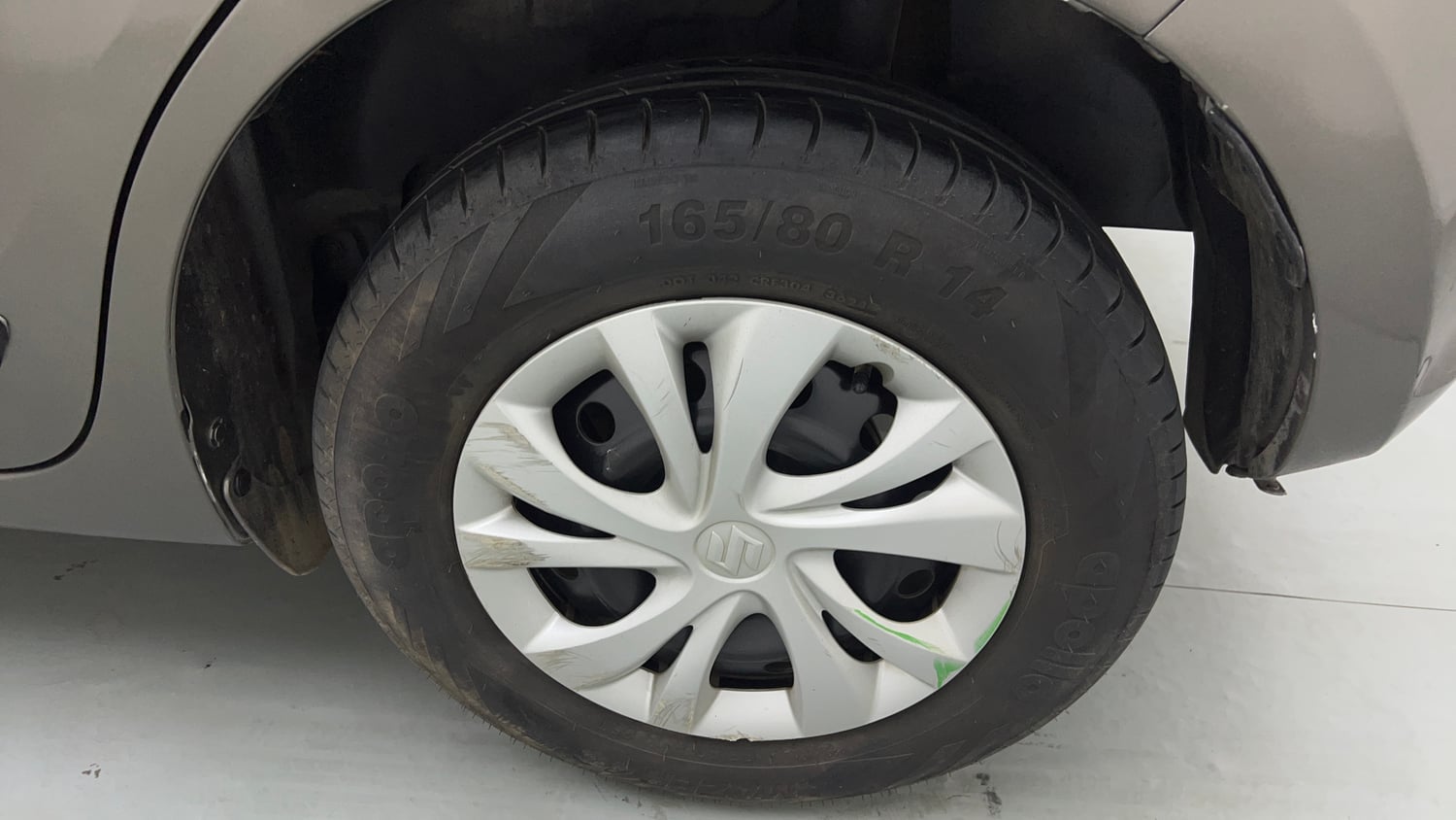 Used 2018 Maruti Suzuki Swift VXi Petrol Manual tyres LEFT REAR TYRE RIM VIEW