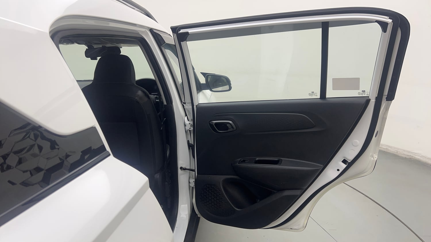 Used 2025 Hyundai Exter SX Tech 1.2 HY-CNG DUO MT Cng Manual interior RIGHT REAR DOOR OPEN VIEW