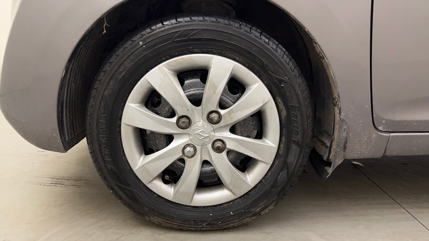 Used 2012 Hyundai Eon Magna + Petrol Manual tyres LEFT FRONT TYRE RIM VIEW