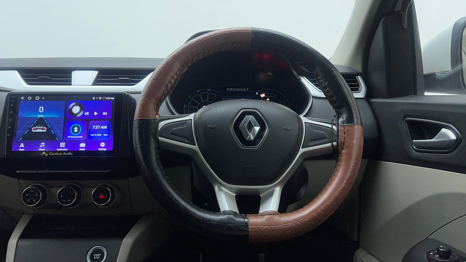 Used 2020 Renault Triber RXZ Petrol Manual interior STEERING VIEW