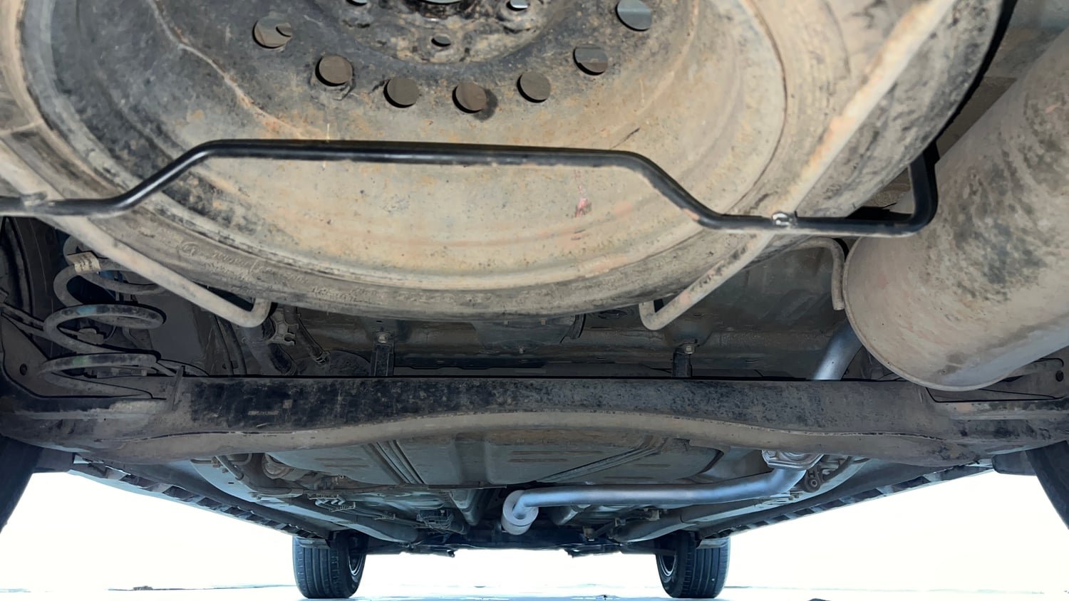 Used 2021 Maruti Suzuki XL6 Zeta AT Petrol Petrol Automatic extra REAR UNDERBODY VIEW (TAKEN FROM REAR)