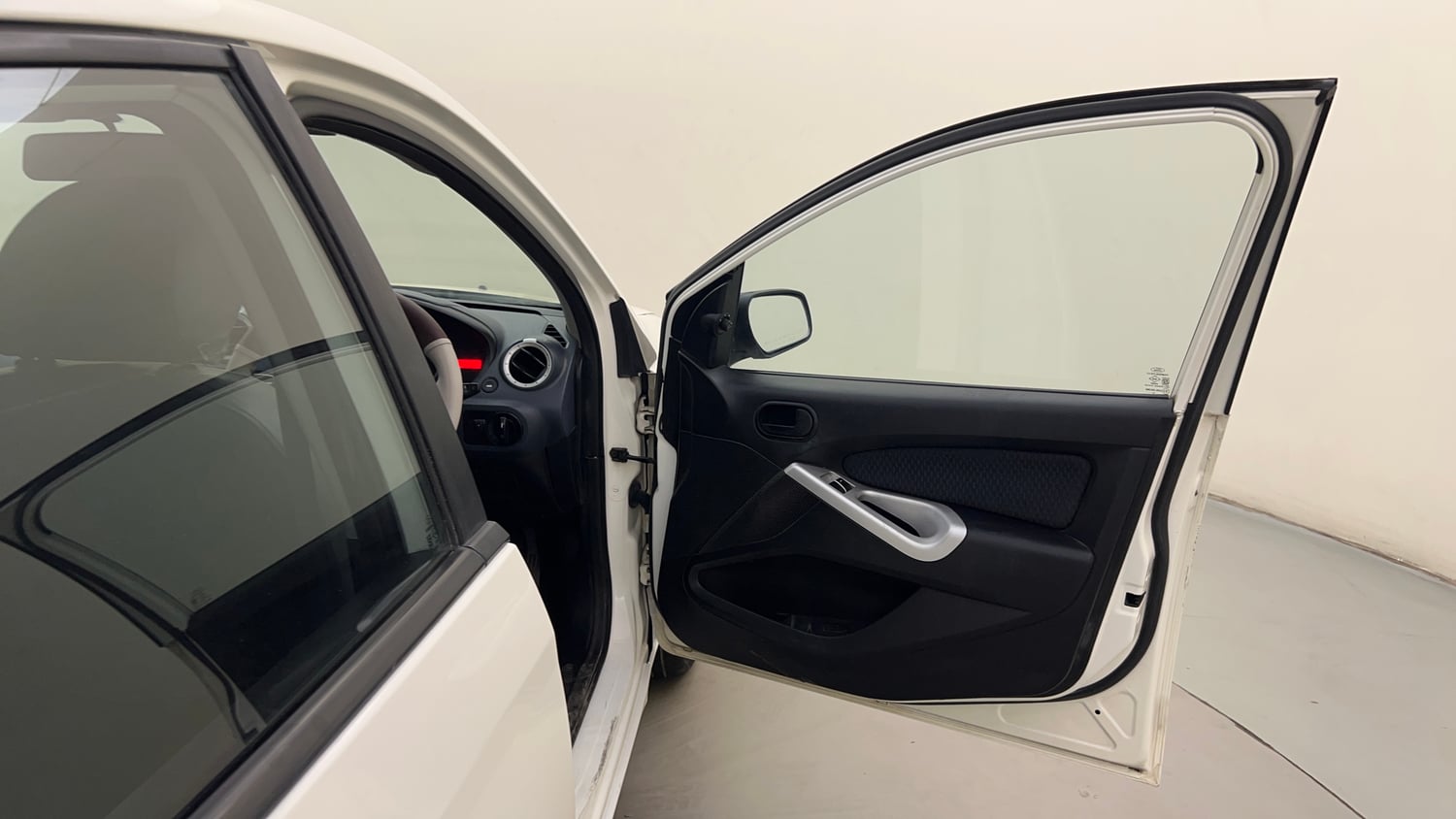 Used 2013 Ford Figo Duratec Petrol Titanium 1.2 Petrol Manual interior RIGHT FRONT DOOR OPEN VIEW