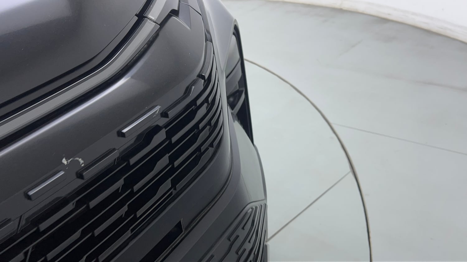 Used 2024 Tata Harrier Fearless Plus Dark Edition AT Diesel Automatic dents MINOR SCRATCH