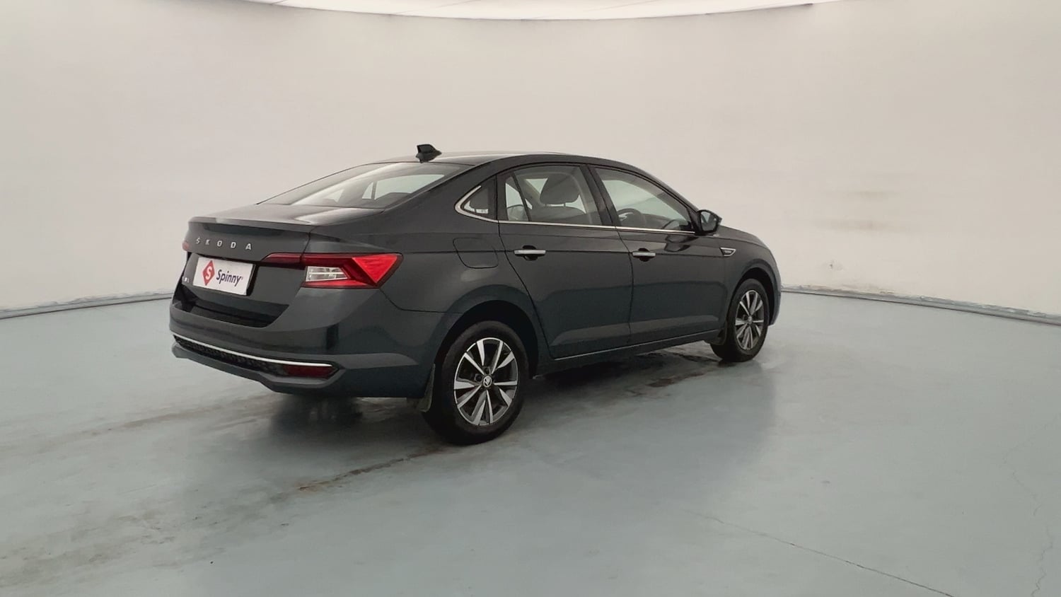 Used 2022 Skoda Slavia Style 1.5L TSI MT Petrol Manual exterior RIGHT REAR CORNER VIEW