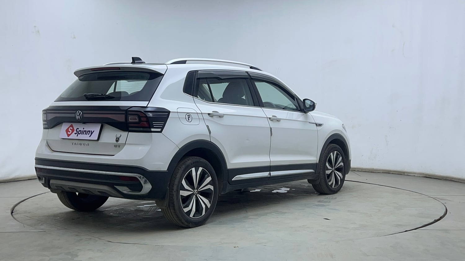 Used 2022 Volkswagen Taigun GT Plus 1.5 TSI DSG Petrol Automatic exterior RIGHT REAR CORNER VIEW