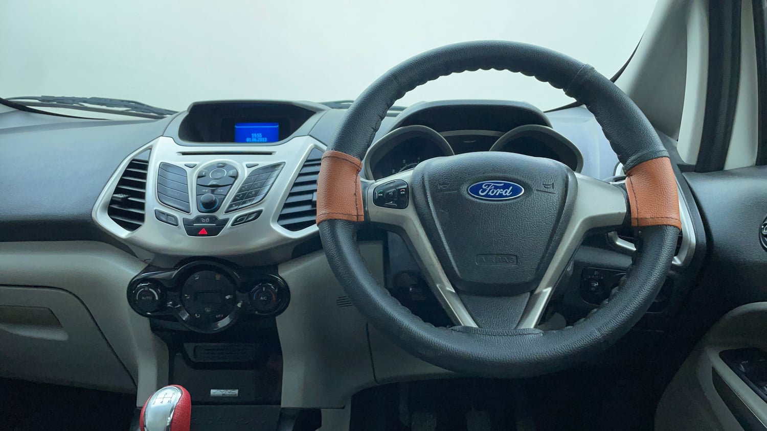 Used 2013 Ford EcoSport Titanium 1.5 Ti-VCT Petrol Manual interior STEERING VIEW