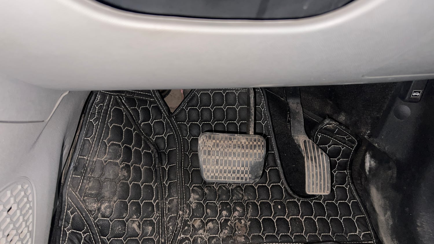 Used 2019 Tata Nexon XZA Plus Petrol Dual Tone Petrol Automatic interior PEDALS VIEW