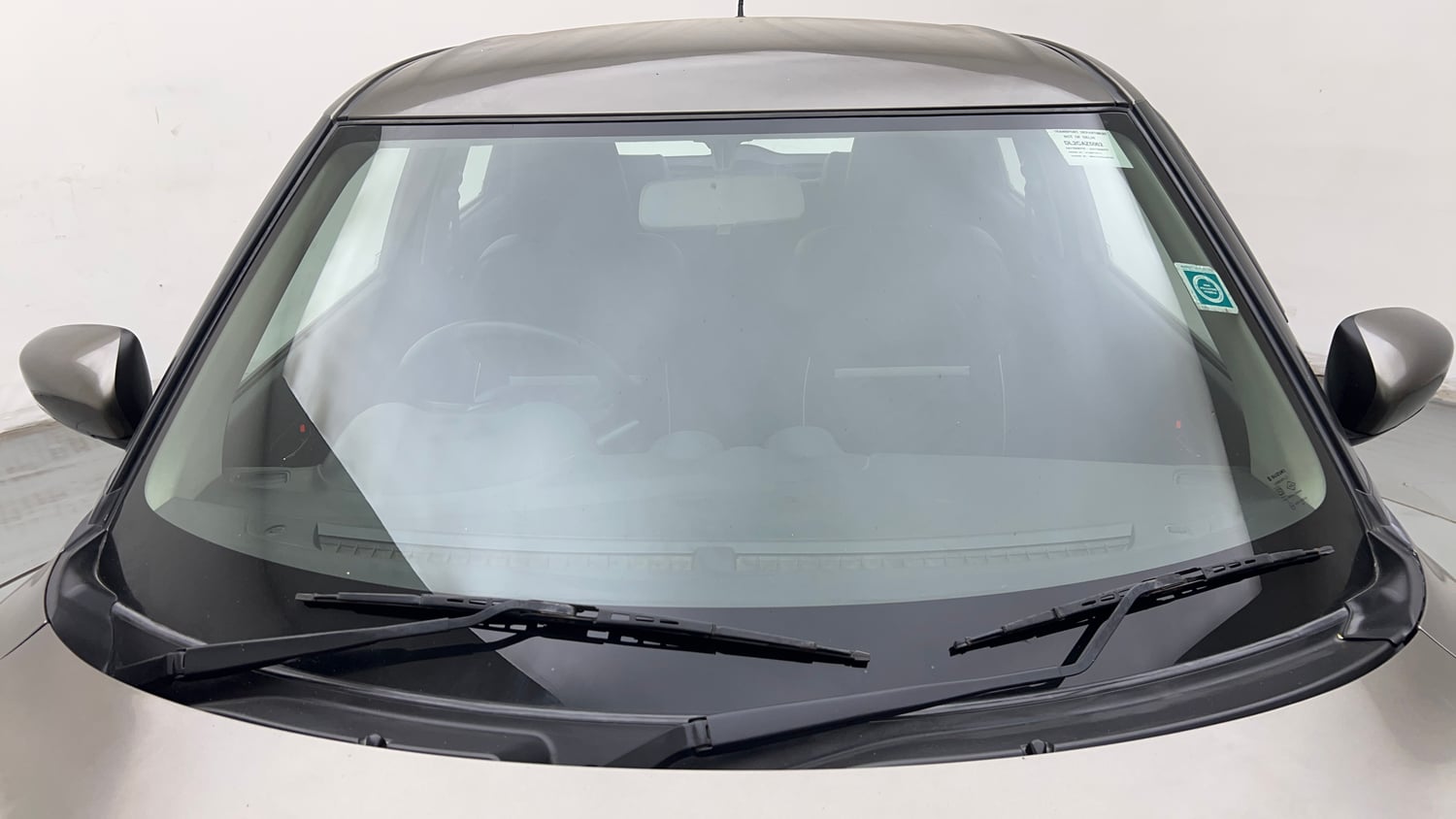 Used 2018 Maruti Suzuki Swift VXi Petrol Manual exterior FRONT WINDSHIELD VIEW
