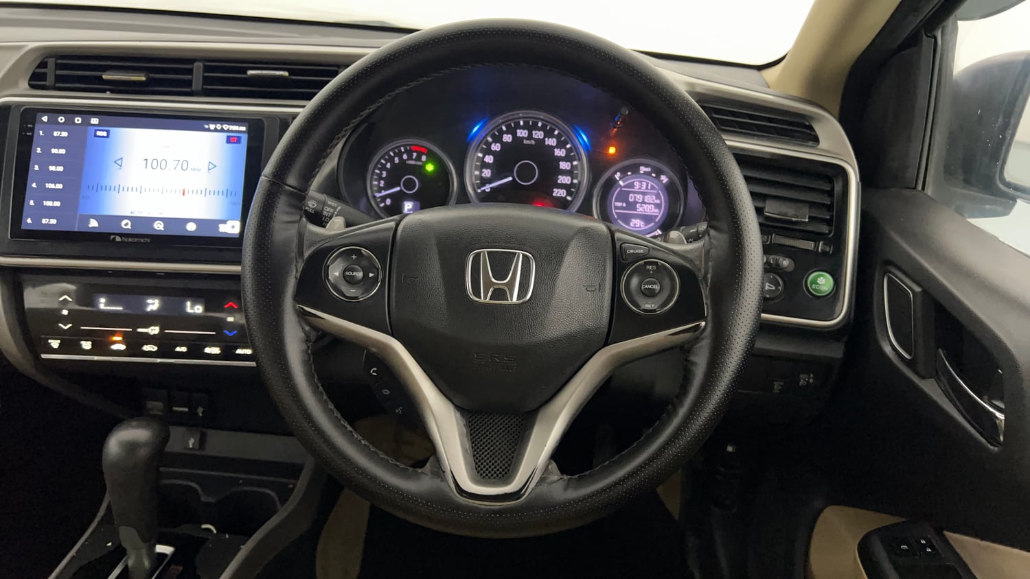Used 2017 Honda City V CVT Petrol Petrol Automatic interior STEERING VIEW