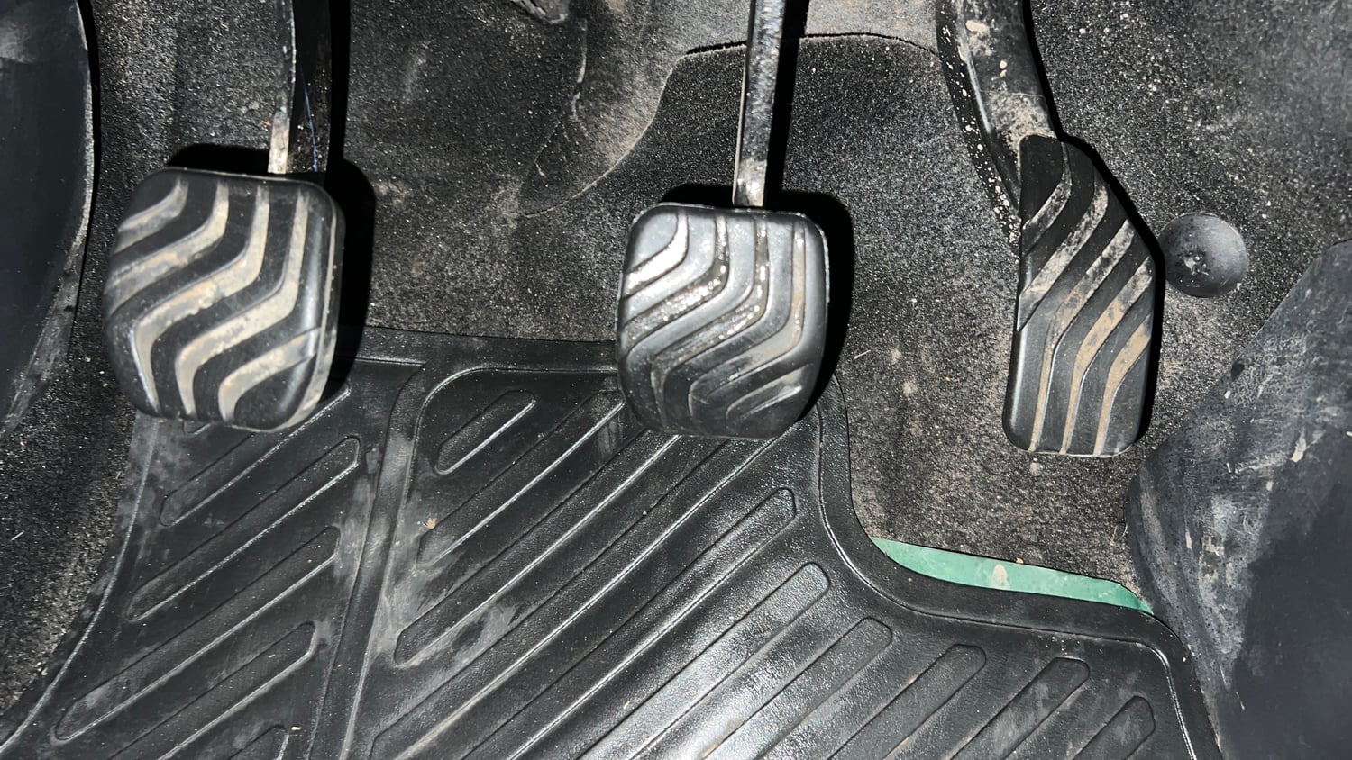 Used 2024 Nissan Magnite XL Petrol Manual interior PEDALS VIEW