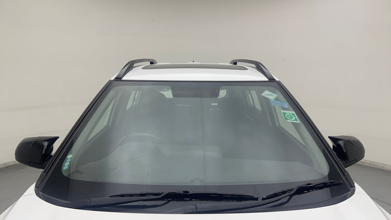 Used 2025 Hyundai Exter SX Tech 1.2 HY-CNG DUO MT Cng Manual exterior FRONT WINDSHIELD VIEW