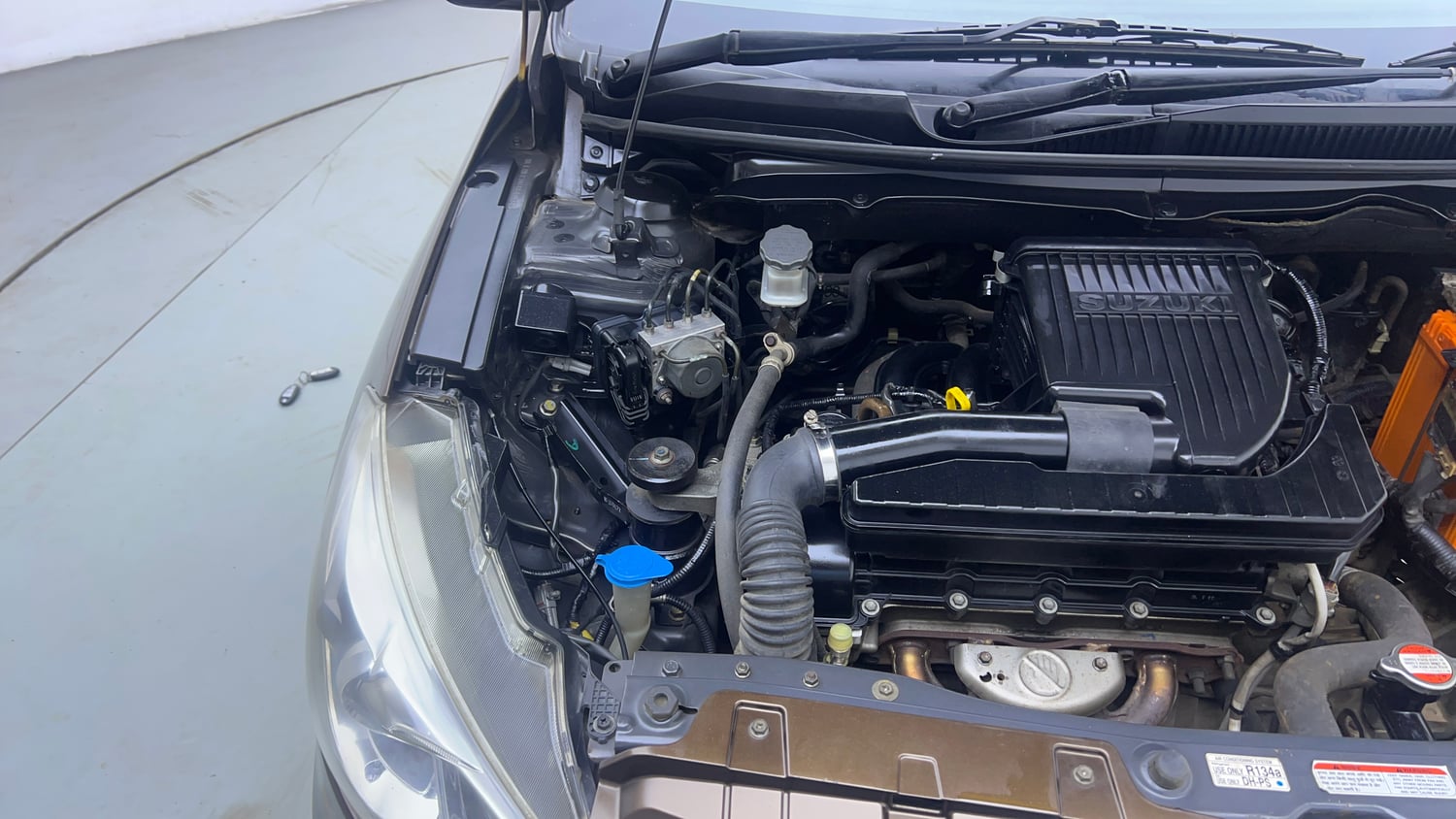 Used 2017 Maruti Suzuki Ciaz ZXi Petrol Manual engine ENGINE RIGHT SIDE VIEW