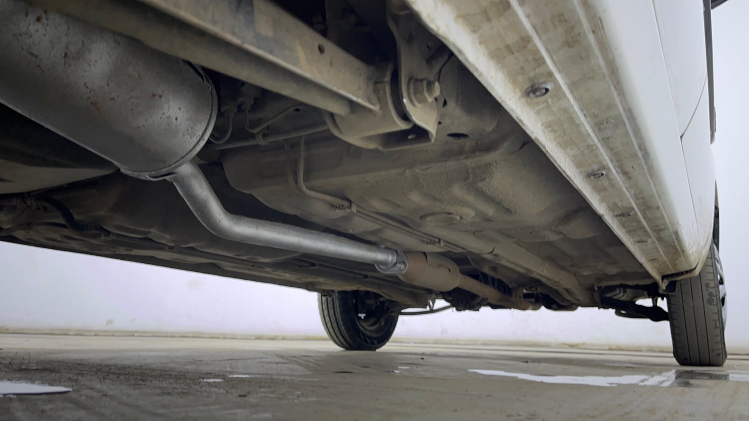 Used 2015 Maruti Suzuki Alto 800 Lxi Petrol Manual extra REAR RIGHT UNDERBODY VIEW