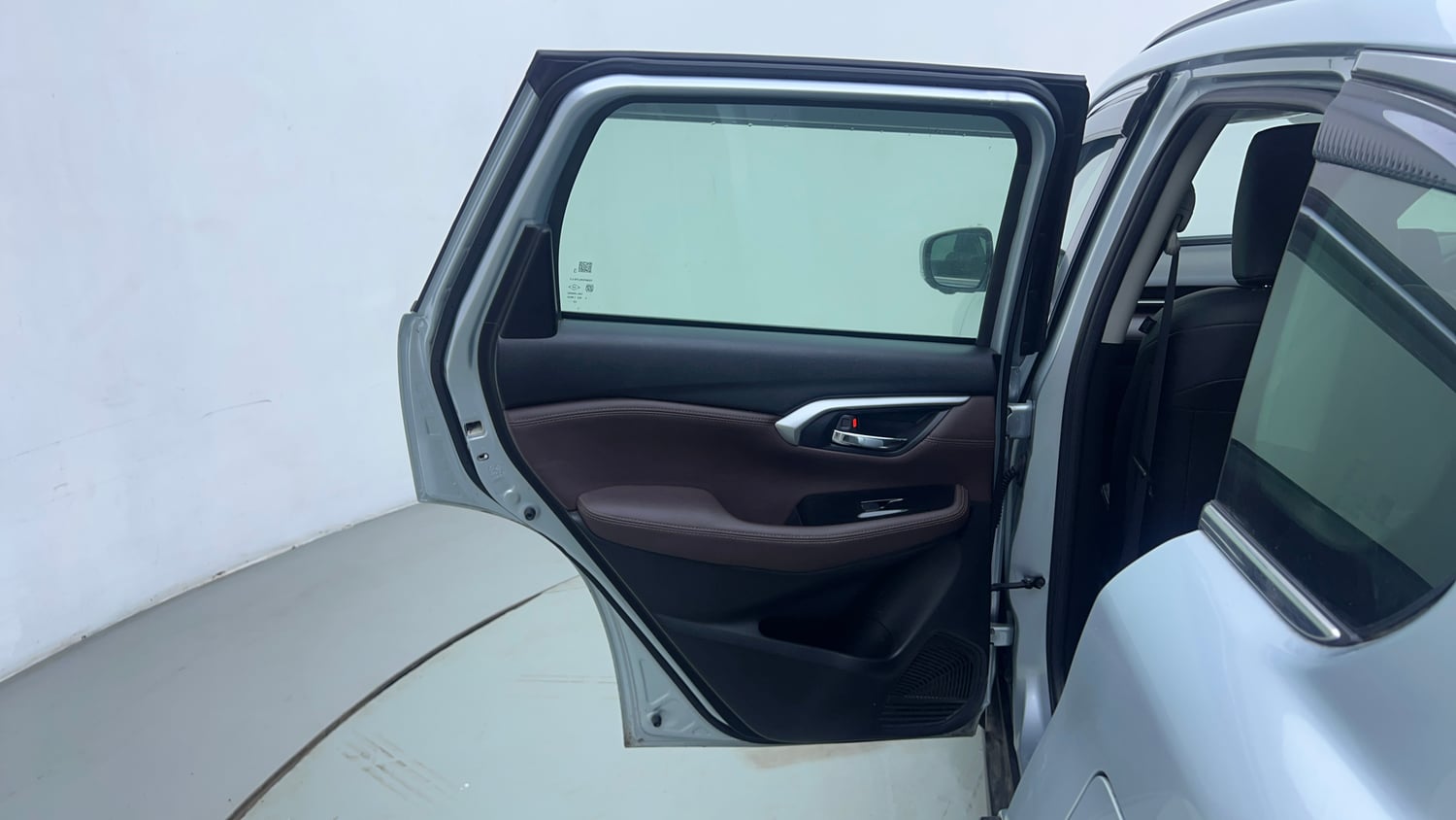 Used 2024 Maruti Suzuki Grand Vitara Alpha Smart Hybrid AT Petrol Automatic interior LEFT REAR DOOR OPEN VIEW