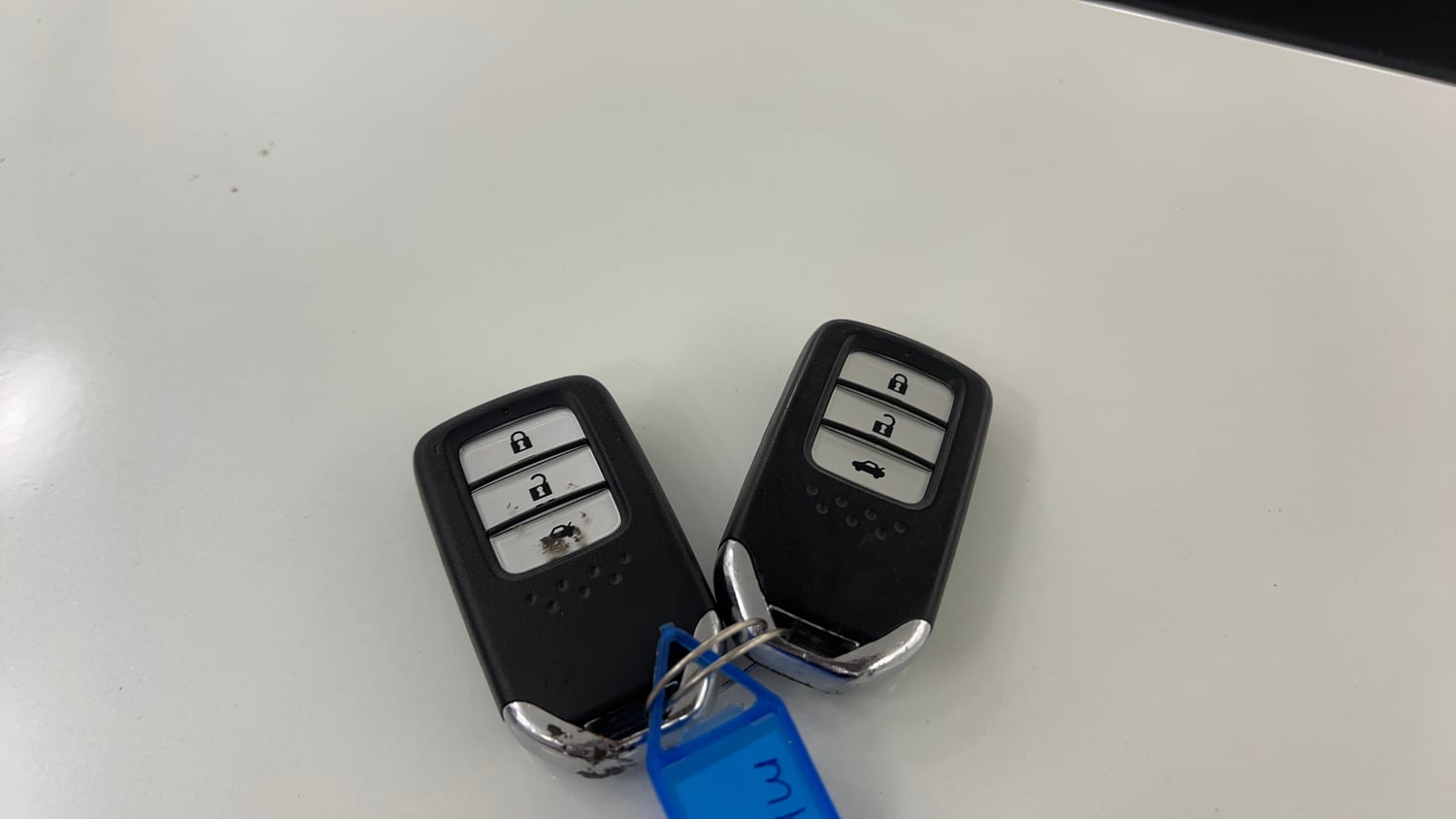 Used 2016 Honda City VX Petrol Manual extra CAR KEY VIEW