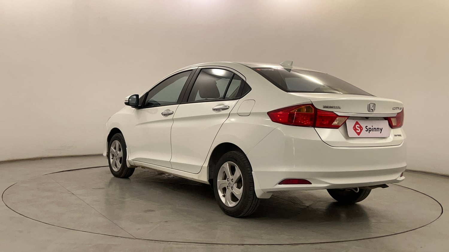 Used 2016 Honda City VX Petrol Manual exterior LEFT REAR CORNER VIEW