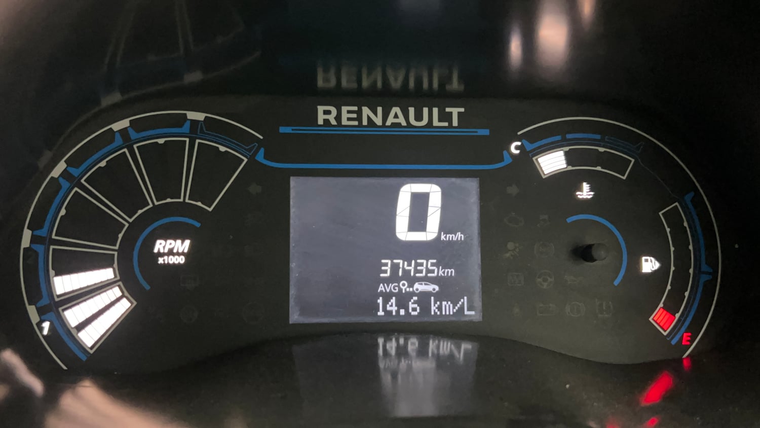Used 2020 Renault Triber RXZ Petrol Manual interior CLUSTERMETER VIEW
