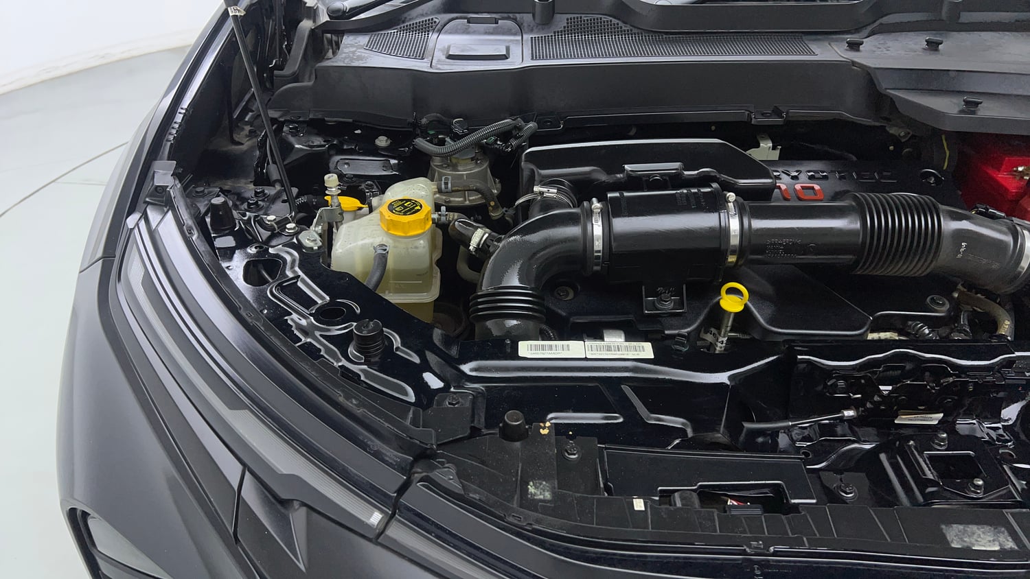Used 2024 Tata Harrier Fearless Plus Dark Edition AT Diesel Automatic engine ENGINE RIGHT SIDE VIEW