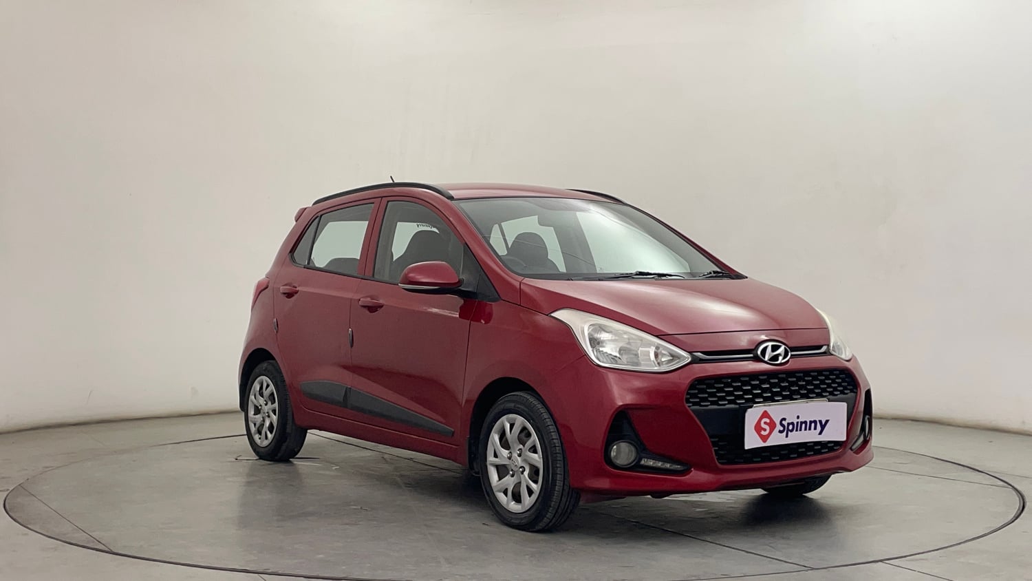 Used 2018 Hyundai Grand i10 Sportz 1.2 Kappa VTVT Petrol Manual exterior RIGHT FRONT CORNER VIEW