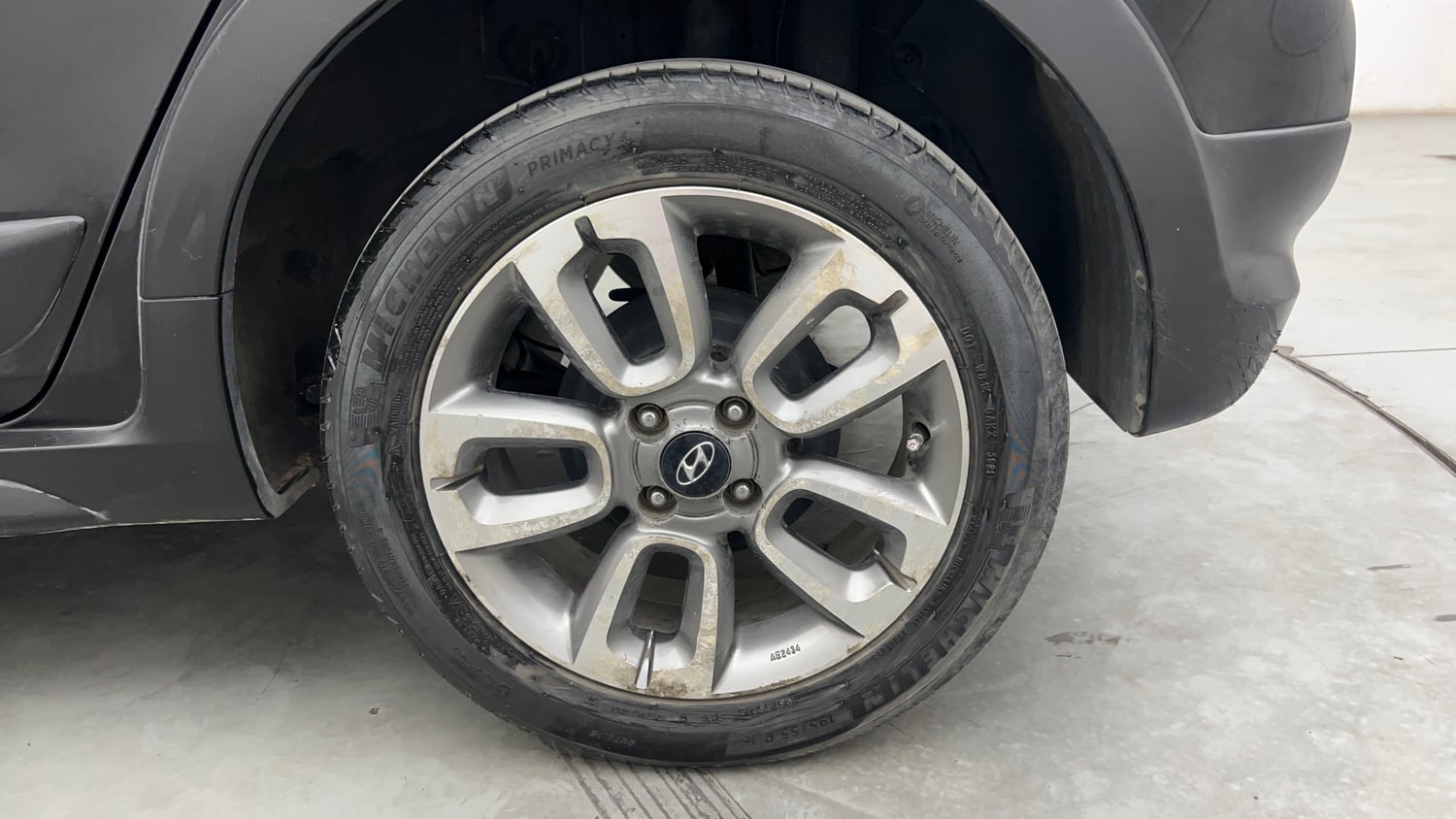 Used 2016 Hyundai i20 Active 1.2 SX Petrol Manual tyres LEFT REAR TYRE RIM VIEW