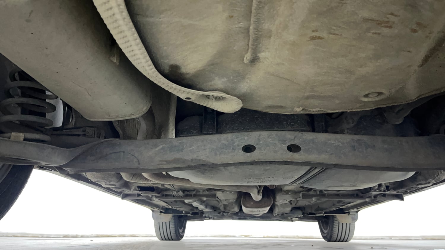Used 2024 Volkswagen Taigun Topline 1.0 TSI AT Petrol Automatic extra REAR UNDERBODY VIEW (TAKEN FROM REAR)