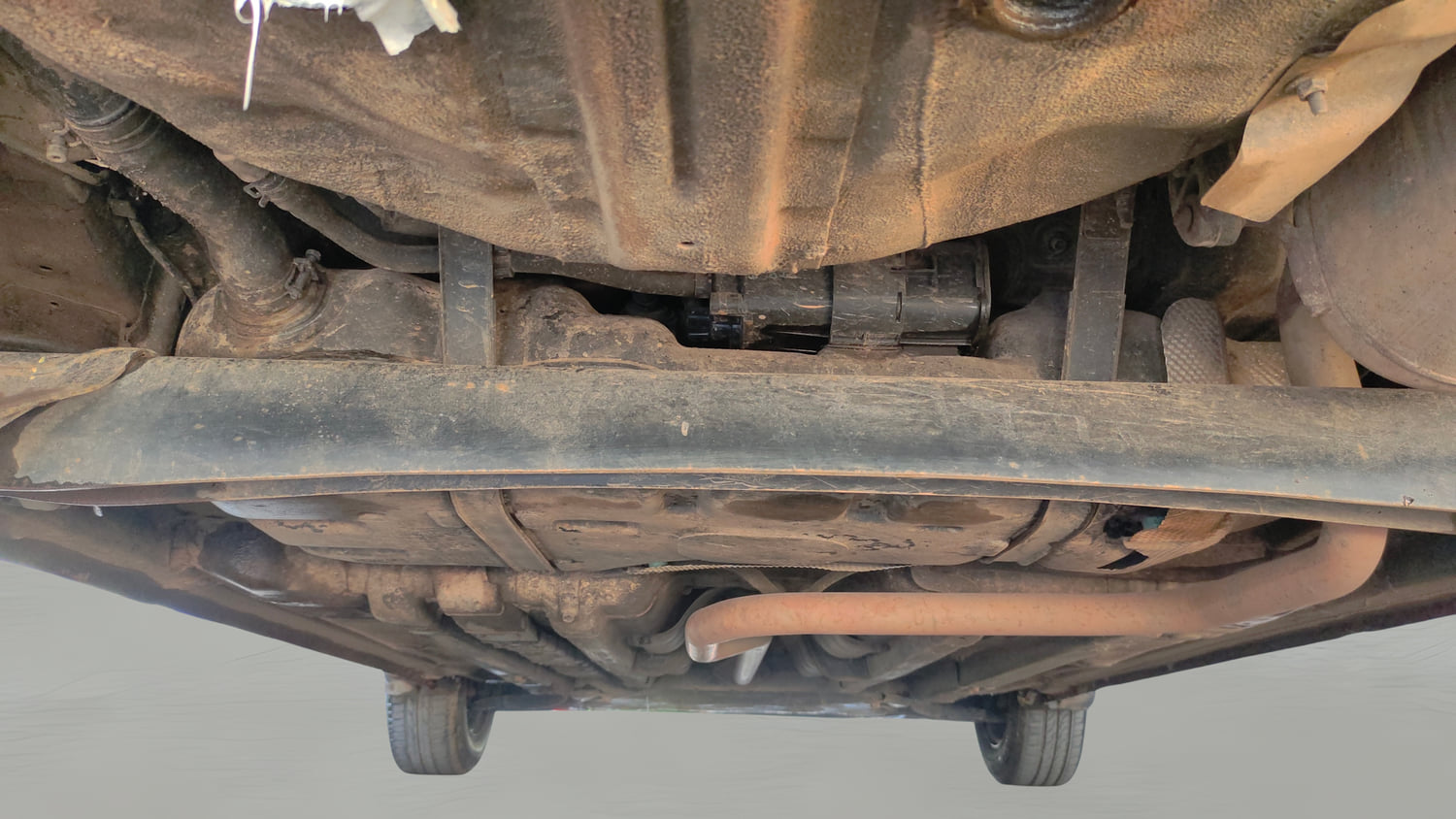 Used 2015 Hyundai Elite i20 Magna 1.2 Petrol Manual extra REAR UNDERBODY VIEW (TAKEN FROM REAR)