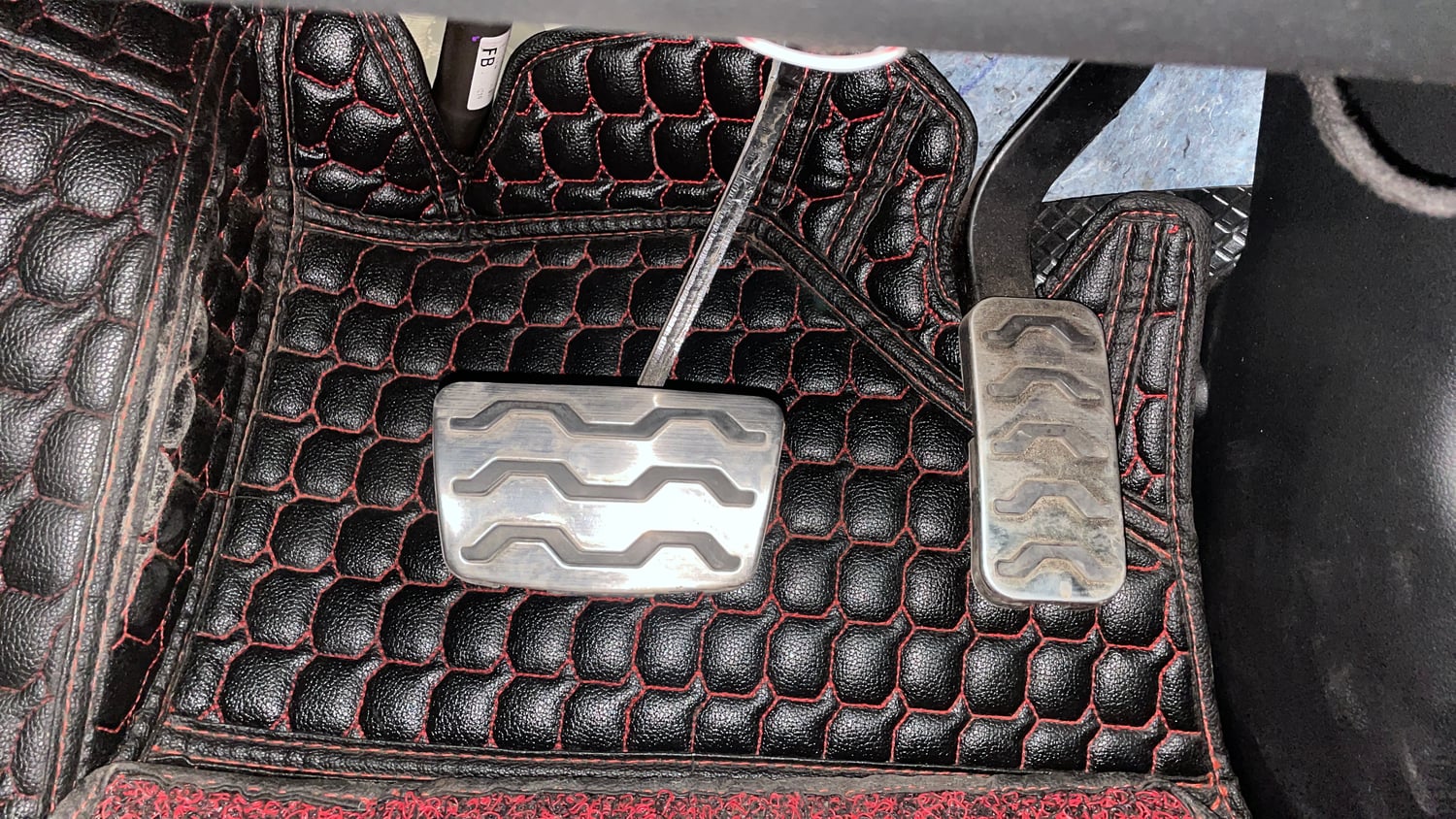 Used 2024 Hyundai Creta SX (O) 1.5 Petrol IVT Knight Petrol Automatic interior PEDALS VIEW