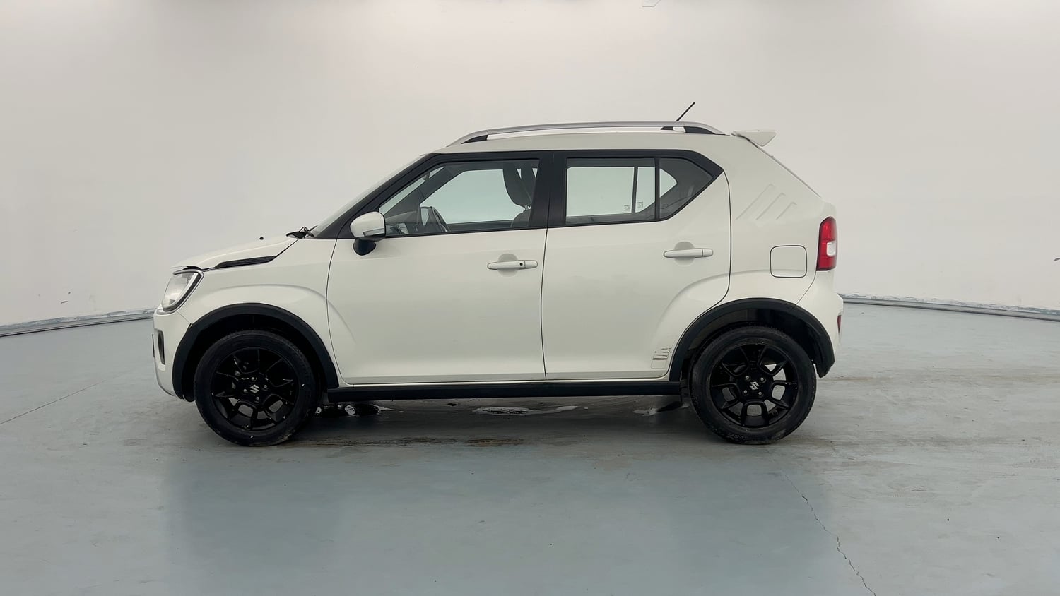 Used 2024 Maruti Suzuki Ignis Zeta 1.2 AMT Petrol Automatic exterior LEFT SIDE VIEW