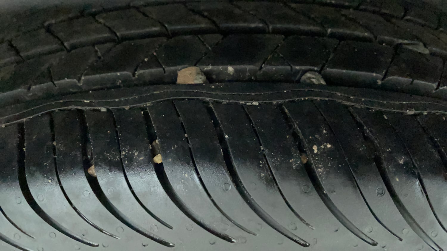 Used 2018 Hyundai Creta SX 1.6 AT Petrol Petrol Automatic tyres RIGHT REAR TYRE TREAD VIEW