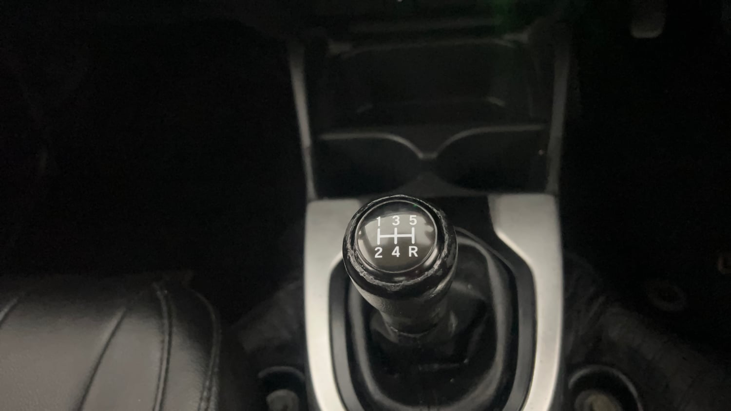 Used 2019 Honda WR-V Edge Edition Plus Petrol Petrol Manual interior GEAR  KNOB VIEW