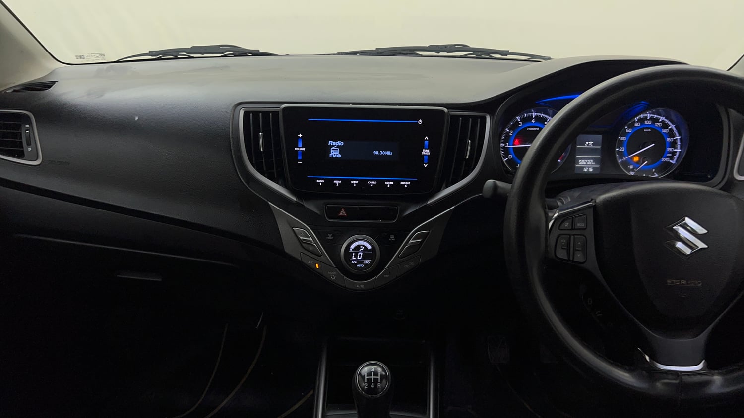 Used 2021 Maruti Suzuki Baleno Delta Petrol Manual interior MUSIC SYSTEM & AC CONTROL VIEW