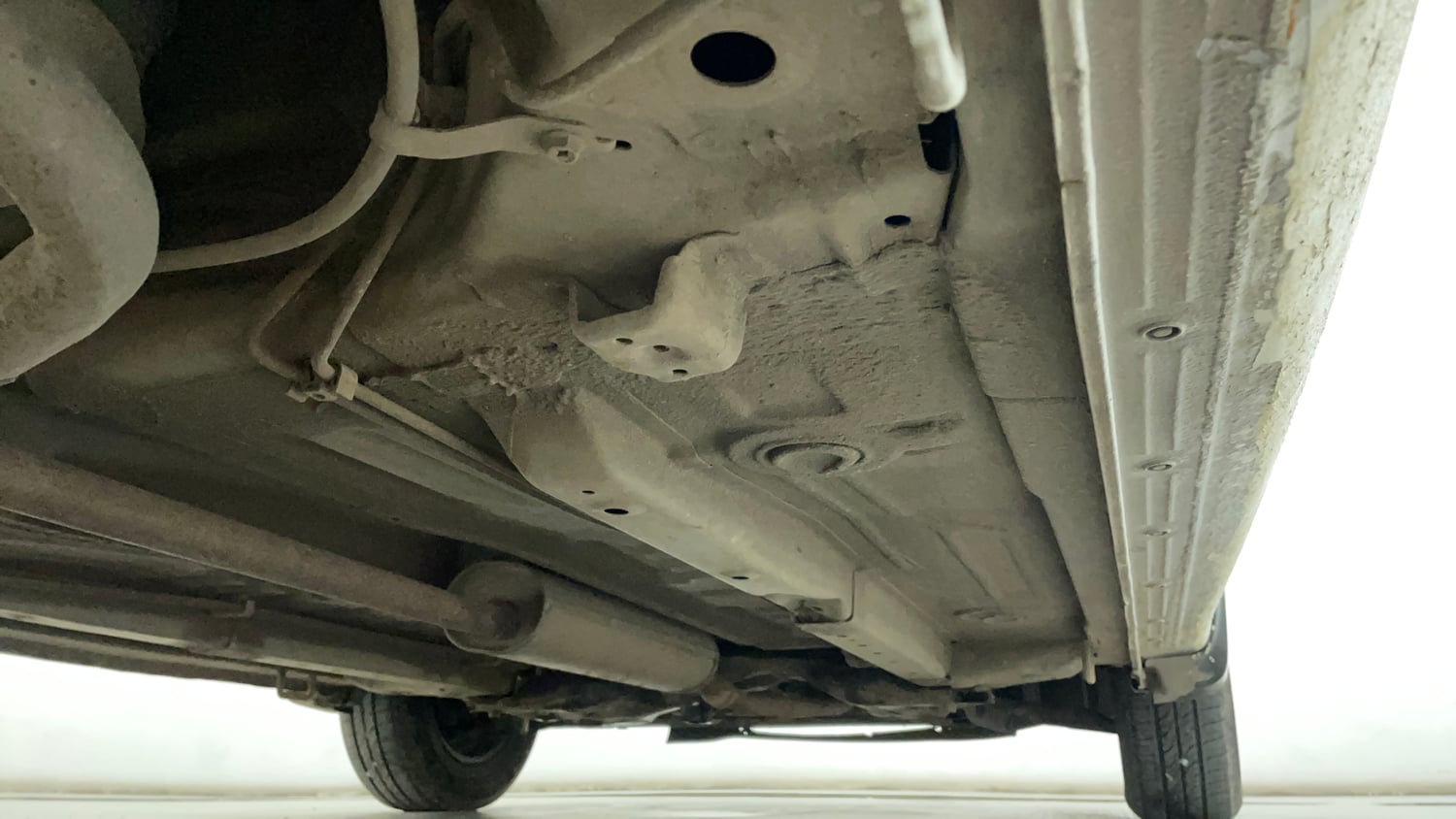 Used 2021 Maruti Suzuki Celerio VXi Petrol Manual extra REAR RIGHT UNDERBODY VIEW