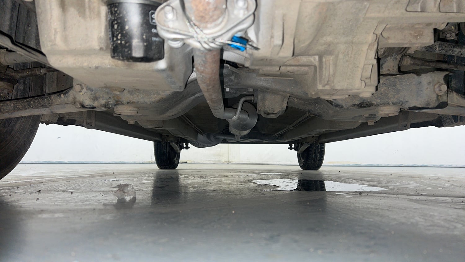 Used 2017 Maruti Suzuki Wagon R VXI Petrol Manual extra FRONT LEFT UNDERBODY VIEW