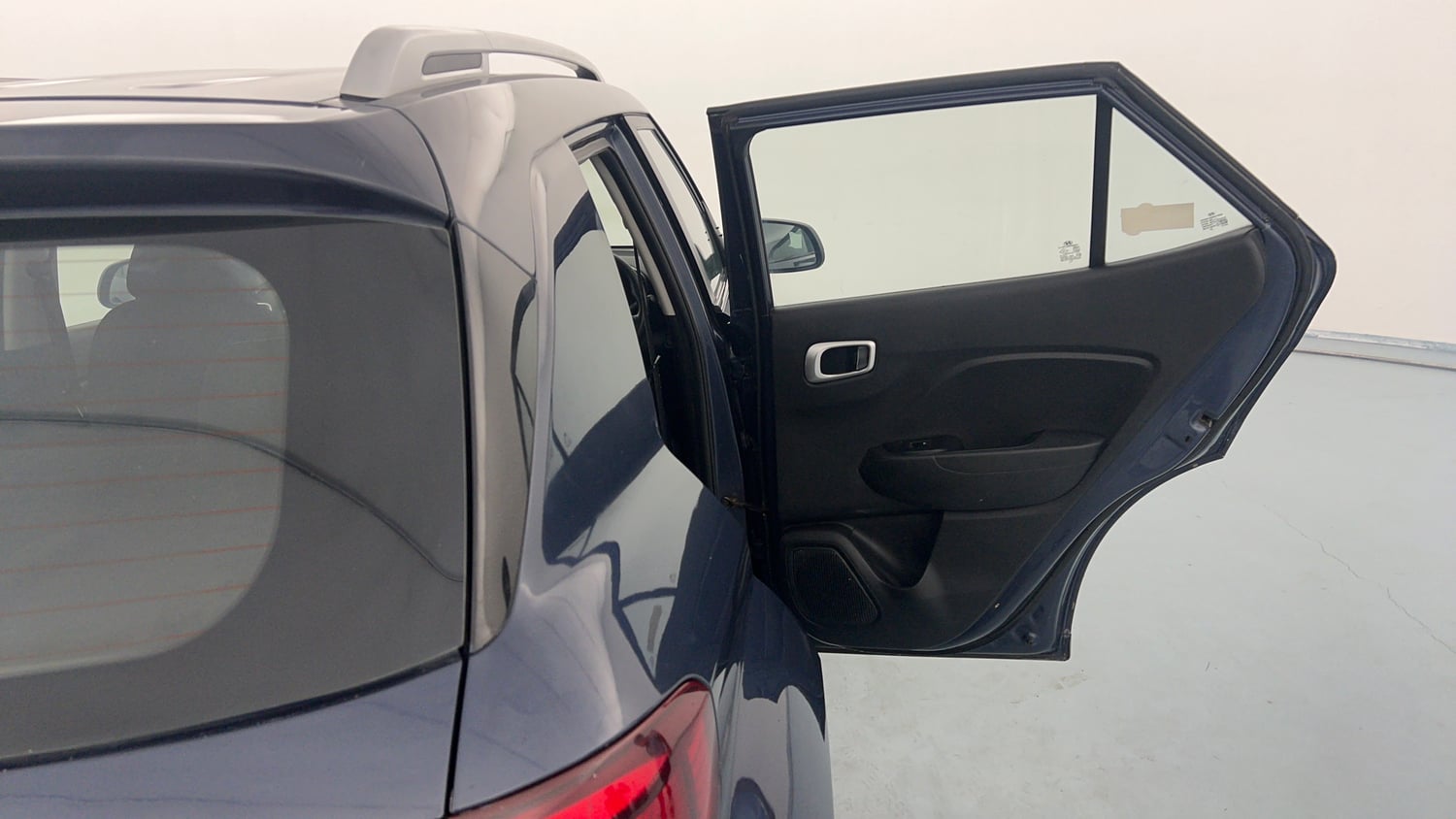 Used 2020 Hyundai Venue S 1.4 CRDi Diesel Manual interior RIGHT REAR DOOR OPEN VIEW