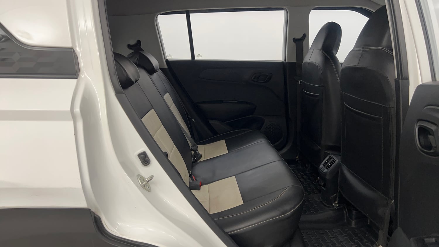 Used 2024 Hyundai Exter S 1.2 MT Petrol Manual interior RIGHT SIDE REAR DOOR CABIN VIEW
