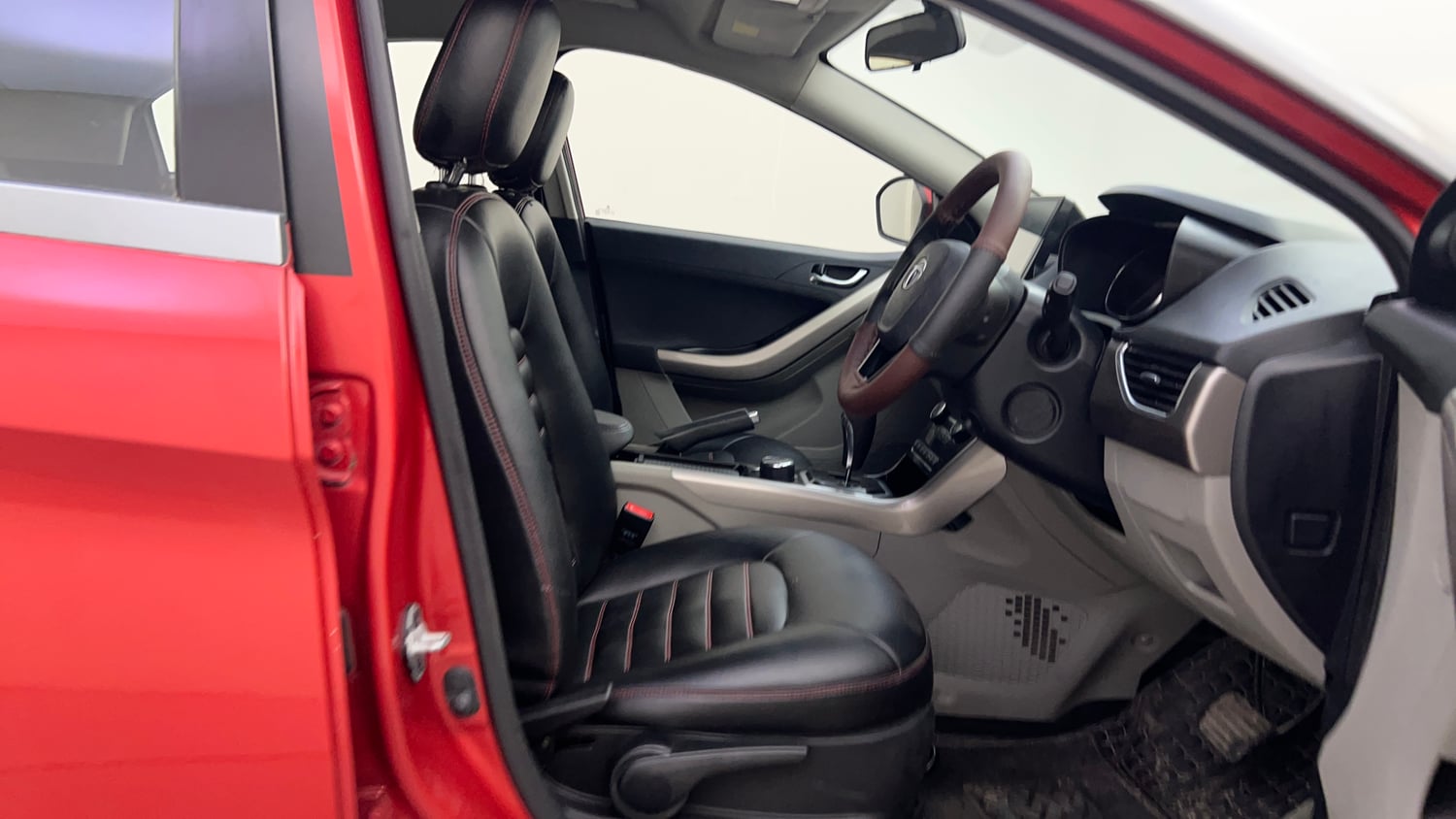 Used 2019 Tata Nexon XZA Plus Petrol Dual Tone Petrol Automatic interior RIGHT SIDE FRONT DOOR CABIN VIEW