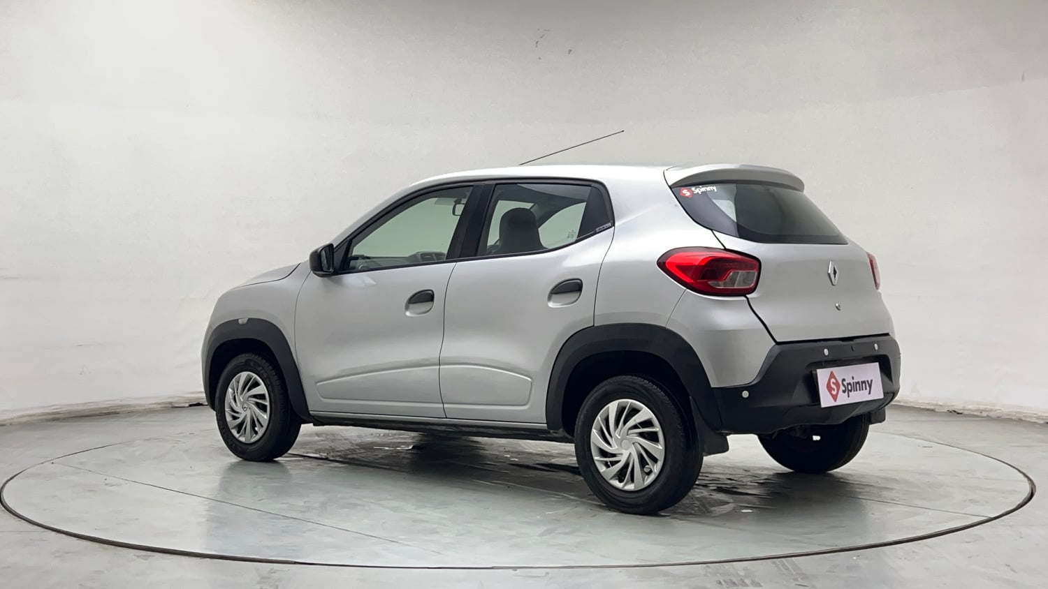 Used 2018 Renault Kwid 1.0 RXL CNG (Outside Fitted) Cng Manual exterior LEFT REAR CORNER VIEW