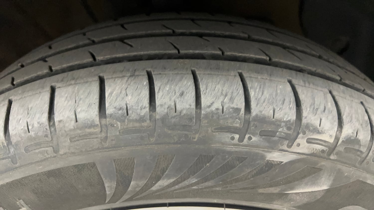 Used 2024 Hyundai Exter S 1.2 MT Petrol Manual tyres RIGHT FRONT TYRE TREAD VIEW