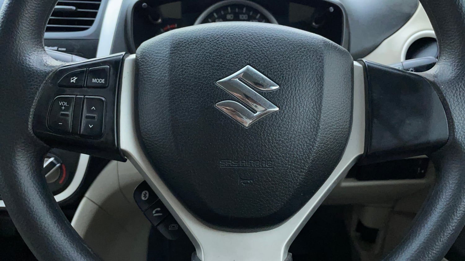 Used 2020 Maruti Suzuki Celerio ZXi AMT Petrol Automatic top_features Airbags