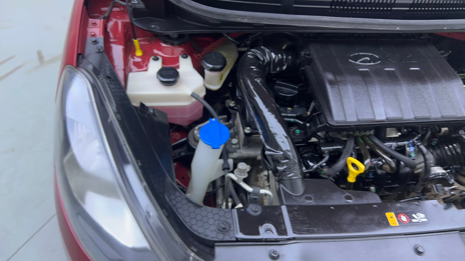 Used 2022 Hyundai Grand i10 Nios Sportz 1.2 Kappa VTVT CNG Cng Manual engine ENGINE RIGHT SIDE VIEW